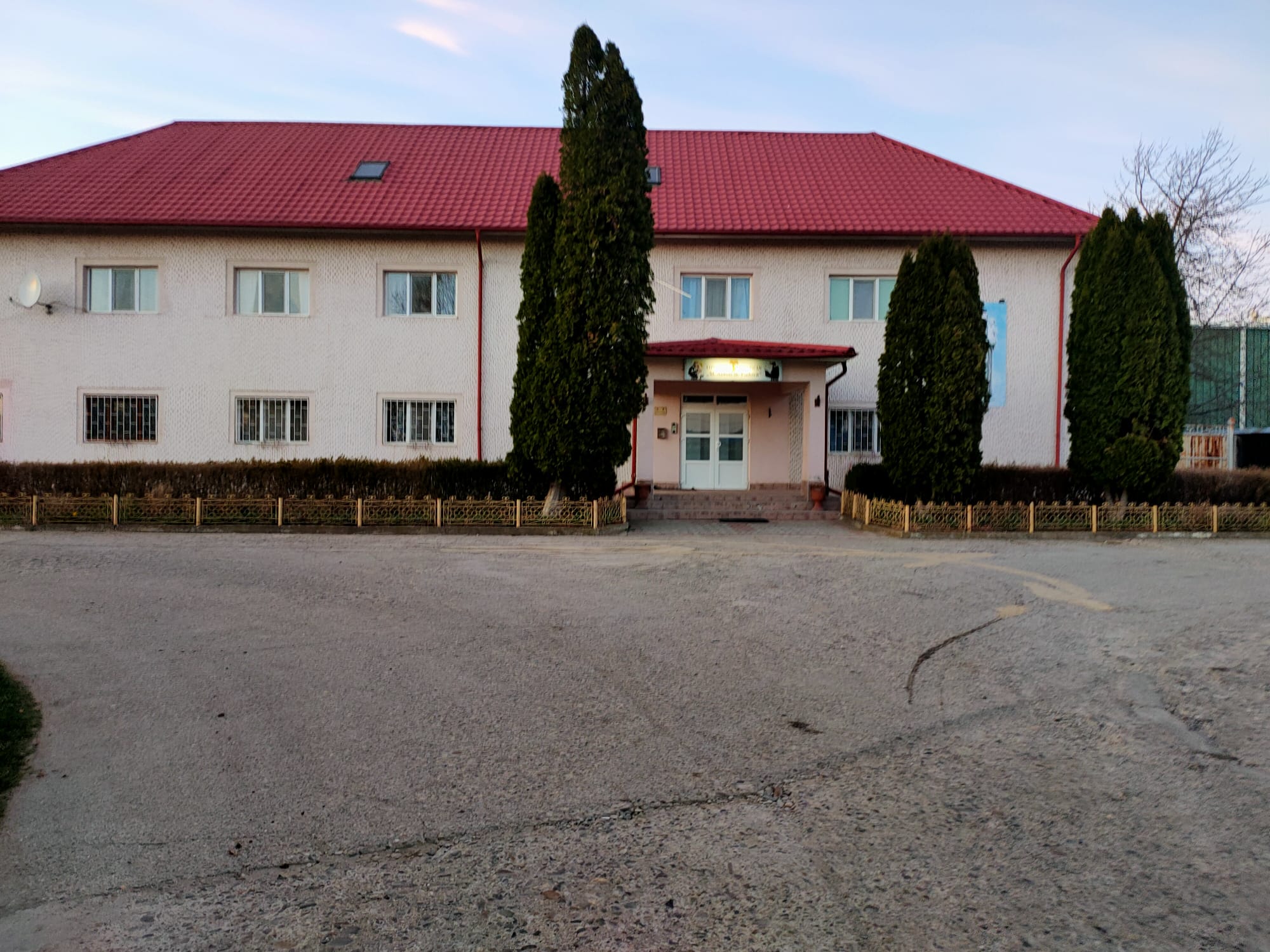 237ee08e-e2da-42cb-8401-9a371cfa00bd.jpg